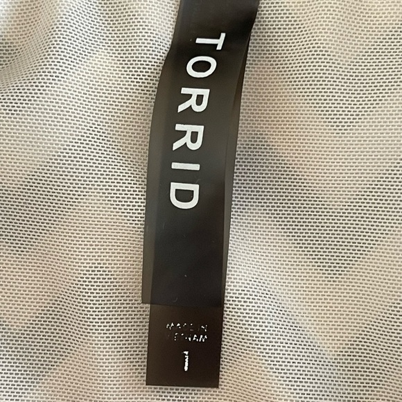 TORRID Woman’s Plus Size One Piece Bathing Suit size 1X - Picture 5 of 8